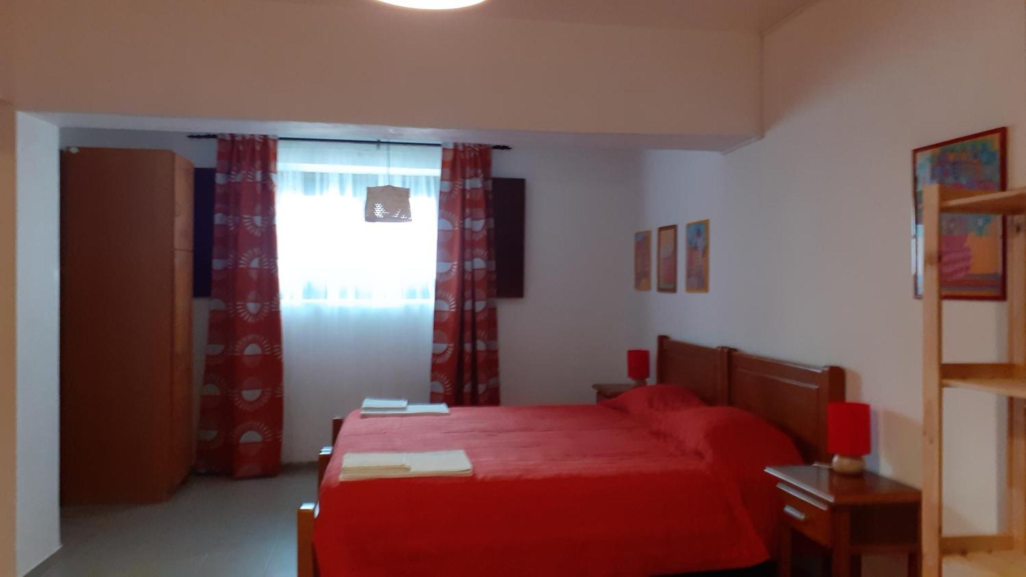 Casa Da Tauria Hotel Atouguia Da Baleia Kamer foto